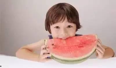 谢乔吃自己瓜,一场瓜田里的自我救赎之旅